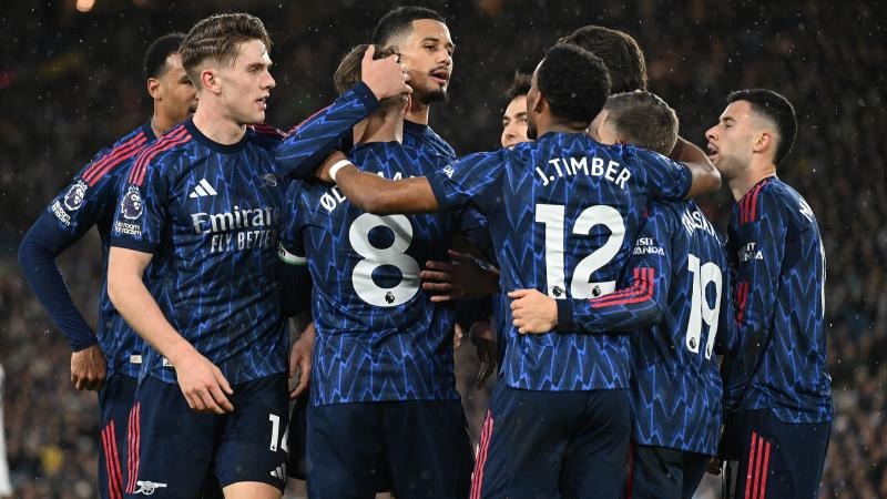 NBA新秀观察：状元秀首战表现亮眼,